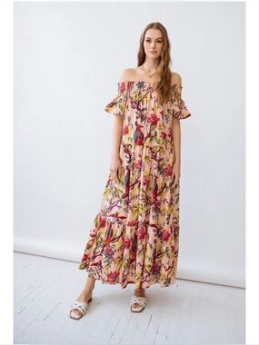 NWOT Guadalupe Momposina Raven Peach cotton off the shoulder  dress-one size.